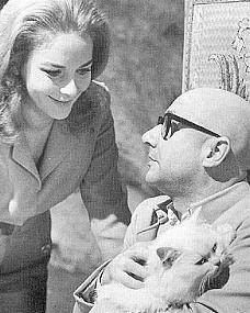 Karin Dor and Pleasence on the set